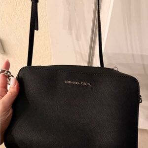 Michael Kors Elegant Black Crossbody Bag
